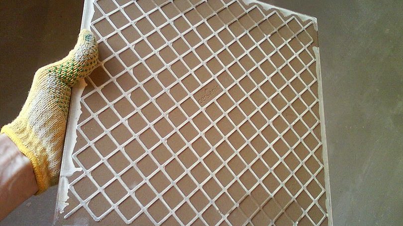 Укладка керамогранита представляется как один из самых сложных видов плиточной облицовки.-2