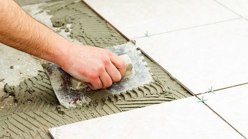 Укладка керамогранита представляется как один из самых сложных видов плиточной облицовки.